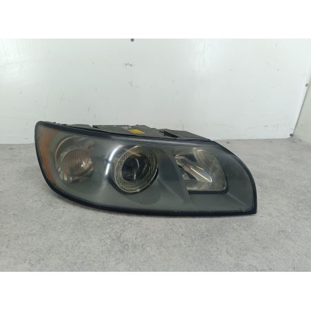 LAMPA PRZÓD PRAWA VOLVO V50 2.0 D 136KM 2.0 D 2005 30698886  0301198204  AL 426-26 136 3557 