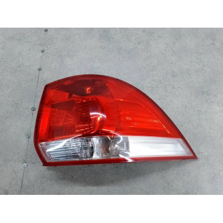 LAMPA TYLNA PRAWA VW GOLF V 1.9 TDI 105KM 1.9 TDI 2008 1K9945096D 1K9945112A LA7W 105 3675 