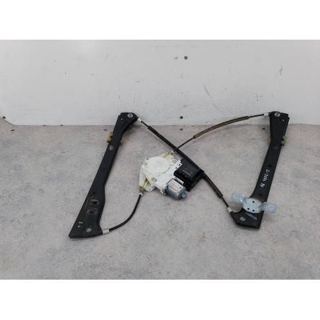 PODNOŚNIK SZYBY PRAWY PRZÓD Z STELAŻEM VW GOLF V 1.9 TDI 105KM 1.9 TDI 2007 1K5837402AH 1K0959792L 1K0959702P  BOSCH LA3H 105 3674 