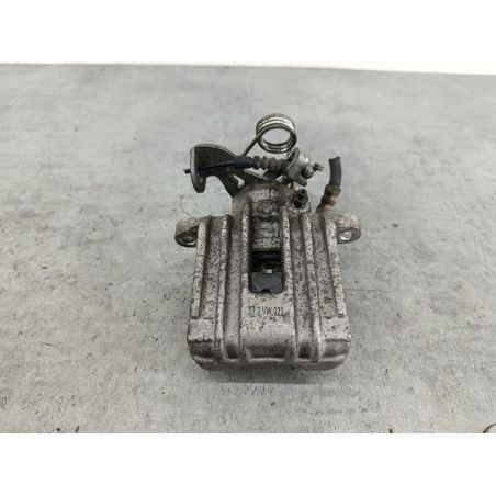 ZACISK HAMULCOWY PRAWY TYŁ AUDI A4 B6 2.5 TDI 155KM 2.5 TDI 2002 LY7Q 155 3765 