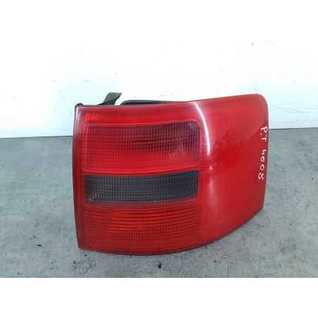 LAMPA TYLNA PRAWA AUDI A6 C5 2.5 TDI 180KM 2.5 TDI 2001 4B9945096D LY7W 180 4008 