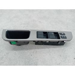 PANEL STEROWANIA SZYB I LUSTEREK NISSAN TIIDA 1.8 16V 125KM1.8 16V2007B231254130                                            