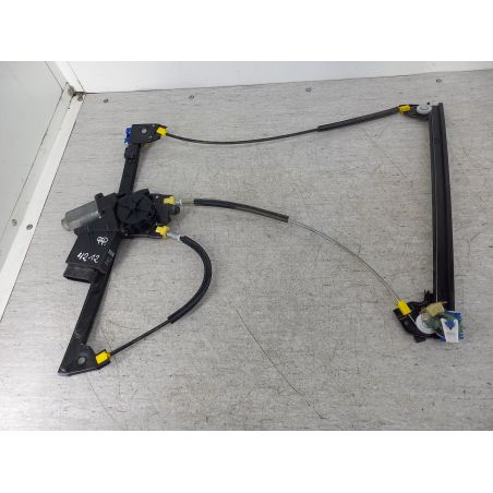 PODNOŚNIK SZYBY PRAWY PRZÓD RENAULT LAGUNA II FL 2.2 DCI 2006 400559R NV676 139 4212 