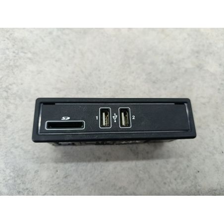 GNIAZDO USB MERCEDES-BENZ W205 2.0 16V C200 2017 A2058200526 197 184 4171 