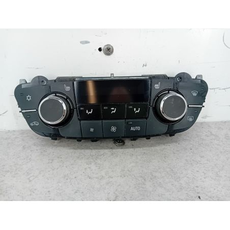 PANEL NAWIEWU OPEL INSIGNIA A 2.0 CDTI 160KM 2.0 CDTI 2009 13273102 Z40R 160 4164 