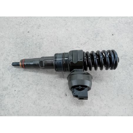 POMPOWTRYSK VW TOURAN I 1.9 TDI 105KM 1.9 TDI 2004 038130073AG 04147200215  BOSCH LA7W 105 4173 