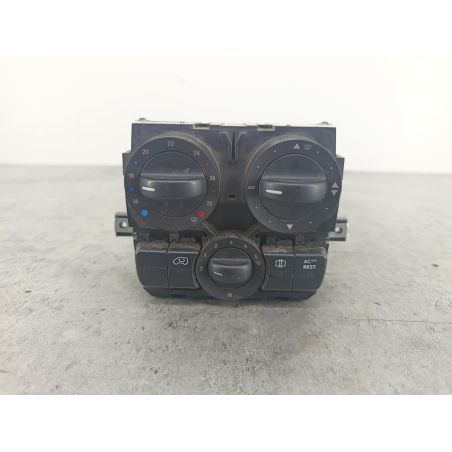 PANEL NAWIEWU MERCEDES-BENZ VITO 639 2.2 CDI 2.2 CDI 2007 5HB008512   A6394460728KZ   A6394450105KZ 