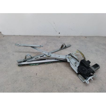 PODNOŚNIK SZYBY PRAWY PRZÓD OPEL ZAFIRA B 1.9 CDTI 120KM 1.9 CDTI 2006 A3370-13132221 Z163 120 4355 