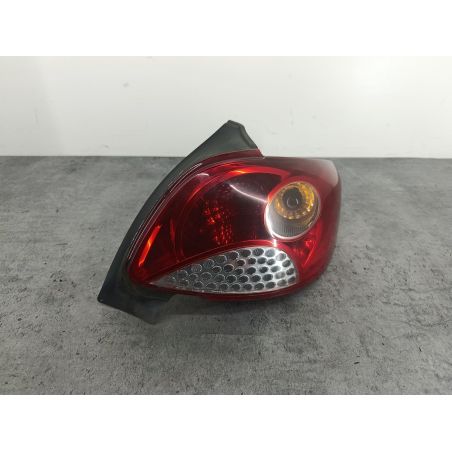 LAMPA TYLNA PRAWA PEUGEOT 206 PLUS 1.1 60KM 1.1 2009  VISTEON KTG 60 4251 