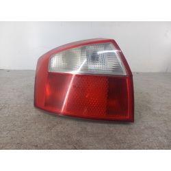 LAMPA TYLNA LEWA AUDI A4 B6 2.0 20V 131KM2.0 20V2001153929 HELLALX7Z1314203                                            