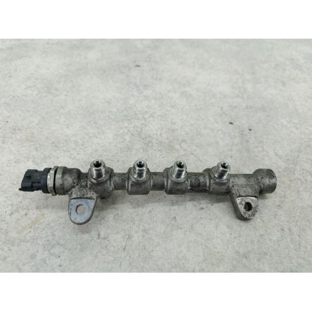 LISTWA WTRYSKOWA DIESEL FIAT PUNTO EVO 1.6 JTD 2010 55215208 0445214192  BOSCH 760/A 120 4272 