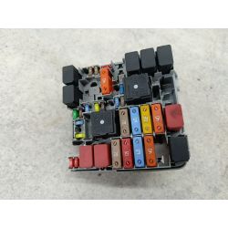 SKRZYNKA BEZPIECZNIKÓW ZEWNĘTRZNA FIAT PUNTO EVO 1.6 JTD201051827977760/A1204272                                            