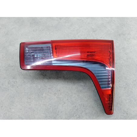 LAMPA TYLNA PRAWA W KLAPE CITROEN C5 II 2.0 HDI 136KM 2.0 HDI 2005 89034081 EYT 136 4431 