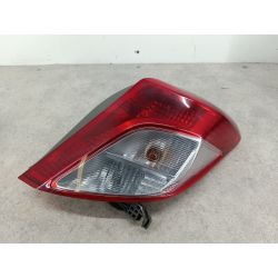 LAMPA TYLNA PRAWA TOYOTA YARIS III 1.0 VVT-I 69KM1.0 12V20130D-78 KOITO040694448                                            