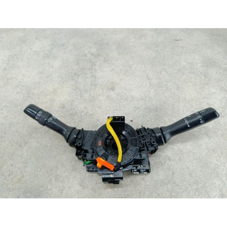 PRZEŁĄCZNIK ZESPOLONY TOYOTA YARIS III 1.0 VVT-I 69KM 1.0 12V 2013 0D180-17F904 040 69 4448 