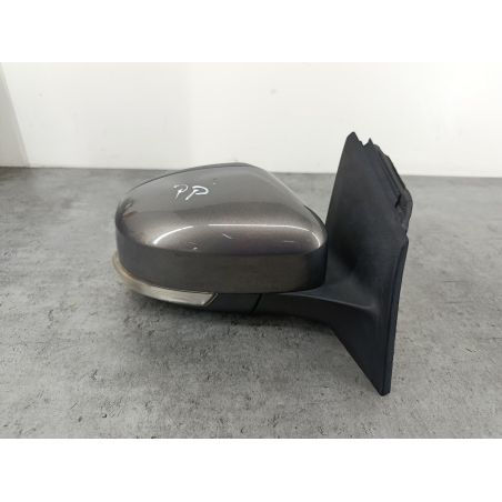 LUSTERKO PRAWE FORD FOCUS MK3 1.6 TDCi 2011 115 