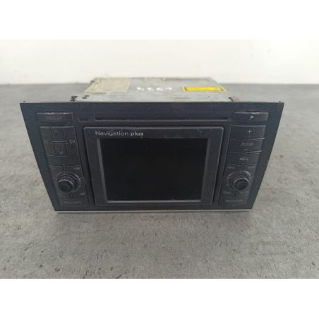 RADIO NAWIGACJA FABRYCZNA AUDI A4 B6 3.0 V6 220KM 3.0 V6 2001 LZ3K 220 4261 