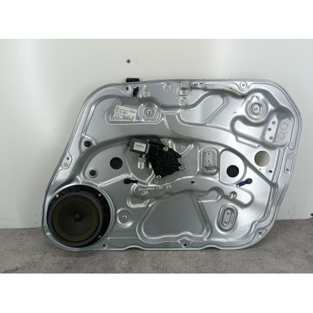 PODNOŚNIK SZYBY PRAWY PRZÓD Z STELAŻEM HYUNDAI I30 I CW 1.6 16V 2009 82480-2R030  82460-2R000 QU 126 4188 