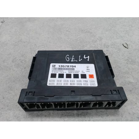 MODUŁ KOMFORTU OPEL INSIGNIA A 2.0 16V 220KM 2.0 16V 2010 13578704  Z22C 220 4179 