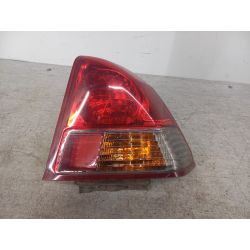 LAMPA TYLNA PRAWA HONDA CIVIC VII 1.6 VTEC1.6 16V2004P2662RNH-629M1104005                                            