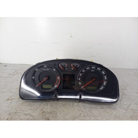 LICZNIK SKODA SUPERB I 1.9 TDI 131KM 1.9 TDI 2005 3U0920841D  81071428 VDO LF9R 131 3785 