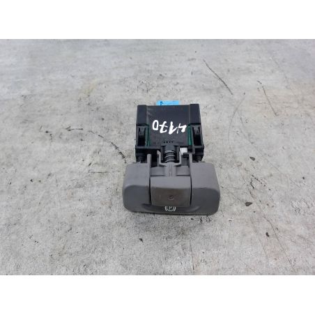 PRZYCISK HAMULCA RĘCZNEGO RENAULT SCENIC II 1.5 DCI 105KM 1.5 DCI 2007 8200610146 105 4170 