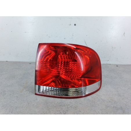 LAMPA TYLNA PRAWA VW TOUAREG I 3.2 V6 220KM 3.2 V6 2003 28258002 L041 220 4156 