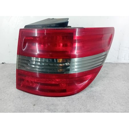 LAMPA TYLNA PRAWA MERCEDES-BENZ KLASA B W245 2.0 CDI 109KM 2.0 CDI B180 2009 A1698202624 623 109 4076 