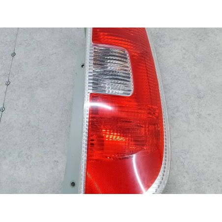 LAMPA TYLNA PRAWA SKODA ROOMSTER