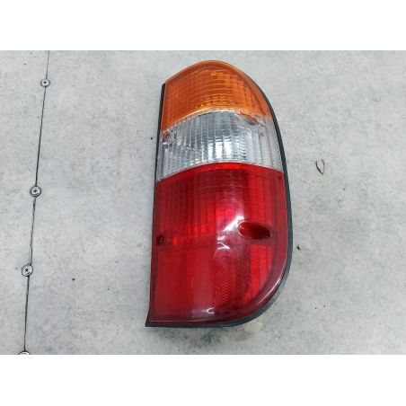 LAMPA TYLNA PRAWA FORD RANGER III FL
