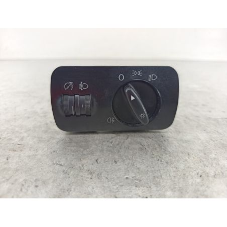 WŁĄCZNIK ŚWIATEŁ SEAT LEON I 1.9 TDI 110KM 1.9 TDI 2000 1M1941531D LS5N 110 4080 