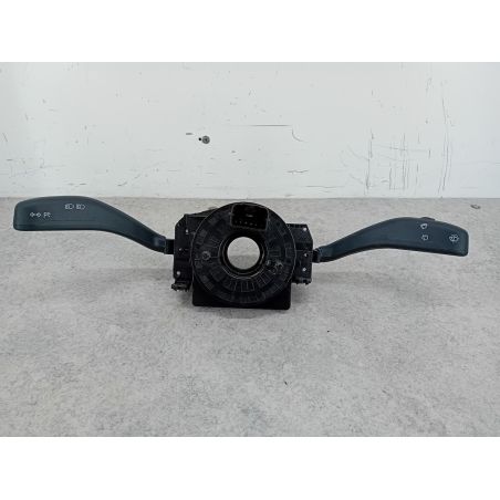 PRZEŁĄCZNIK ZESPOLONY VW POLO 9N IV 1.4 16V 75KM 1.4 16V 2003 LA7W 73 4503 