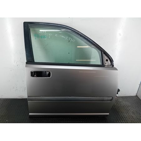 DRZWI PRZÓD PRAWY NISSAN X-TRAIL I T30 2.0 16V 140KM  2.0 16V 2001 KX4 KX4 140 4219 