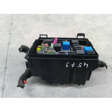 SKRZYNKA BEZPIECZNIKÓW ZEWNĘTRZNA OPEL MERIVA B 1.7 CDTI 100KM 1.7 CDTI 2010 13292736 Z179 100 4579 