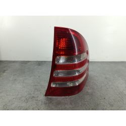 LAMPA TYLNA PRAWA MERCEDES-BENZ KLASA C W203 2.2 CDI 122KM2.2 CDI C2002006UL0-3313R3591224591                                            