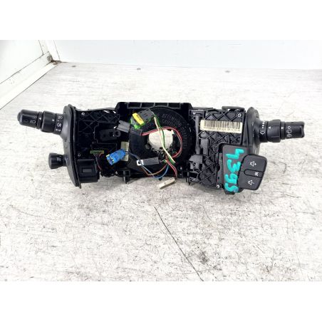 PRZEŁĄCZNIK ZESPOLONY RENAULT SCENIC II 1.5 DCI 2004 820012772814   61880052 NV676 100 4395 