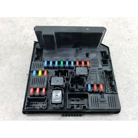 SKRZYNKA BEZPIECZNIKÓW WEWNĘTRZNA NISSAN QASHQAI +2 I 2.0 DCI 2008 284B7-JD00B A52 149 4554 