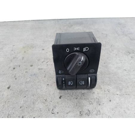 WŁĄCZNIK ŚWIATEŁ OPEL ASTRA G BERTONE 2.2 16V 2000 11643Z00  11644Z00 Z40B 147 4641 