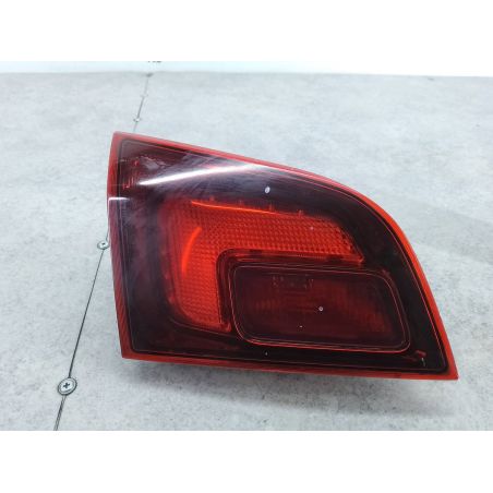 LAMPA TYLNA LEWA W KLAPE OPEL ASTRA J 1.7 CDTI 125KM 1.7 CDTI 2010 13314054  Z20R 125 4704 