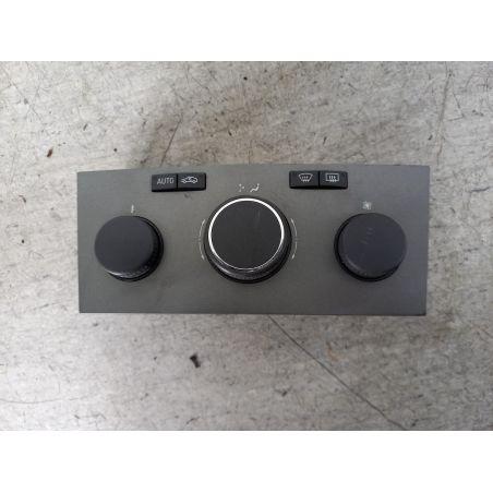 PANEL NAWIEWU OPEL ZAFIRA B 1.9 CDTI 120KM 1.9 CDTI 2007 13231053 Z168 120 4691 