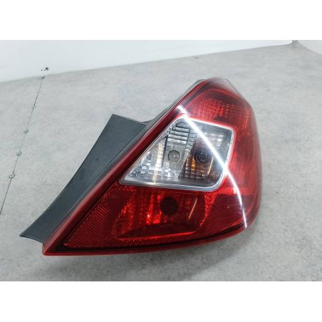 LAMPA TYLNA PRAWA OPEL CORSA D 1.3 CDTI 75KM 1.3 CDTI 2008 13269051  Z21B 75 4378 