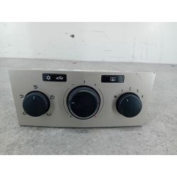 PANEL NAWIEWU OPEL ASTRA H 1.4 16V 90KM1.4 16V200713269404Z20R884529                                            