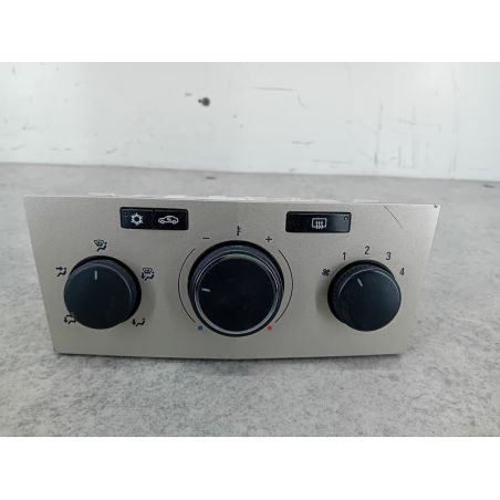 PANEL NAWIEWU OPEL ASTRA H 1.4 16V 90KM 1.4 16V 2007 13269404 Z20R 88 4529 