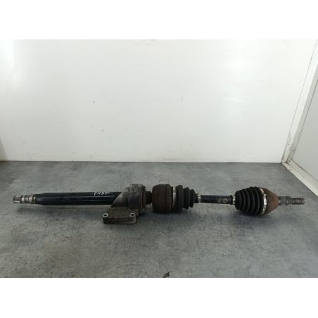 PÓŁOŚ PRAWA PRZÓD OPEL VECTRA C 1.9 CDTI 150KM 1.9 CDTI 2004 Z20R 149 4583 