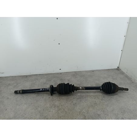 PÓŁOŚ PRAWA PRZÓD OPEL ASTRA H 1.6 16V 180KM 1.6 16V 2007 Z168 180 4141 