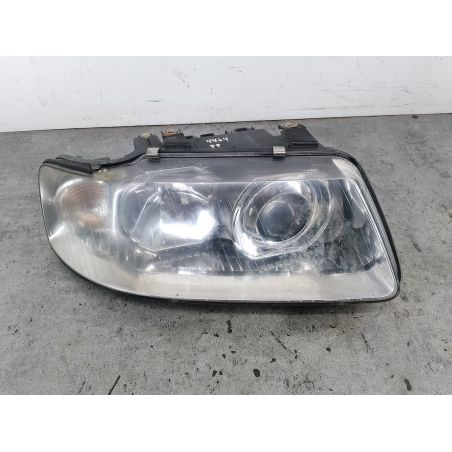 LAMPA PRZÓD PRAWA AUDI A3 8L 1.8 20V 125KM 1.8 20V 1997 153896-00 LZ9U 125 4424 