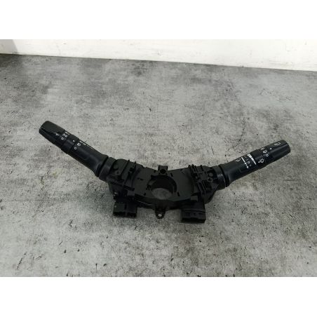 PRZEŁĄCZNIK ZESPOLONY HYUNDAI I20 I 1.2 DOHC 78KM 1.2 16V 2008 93420-1J110  93410-1J200 FG 78 4694 