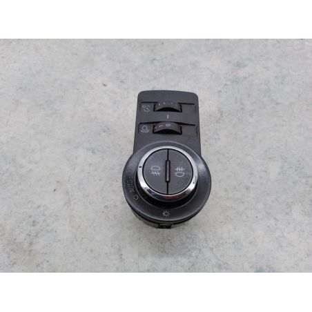 PRZEŁĄCZNIK ŚWIATEŁ OPEL INSIGNIA A 2.0 CDTI 160KM 2.0 CDTI 2010 13268720 Z177 160 4727 