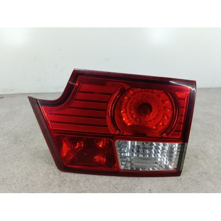 LAMPA TYLNA PRAWA W KLAPE SSANGYONG KYRON 2.0 XDI M200 2007 83604-09 EA0 141 4755 