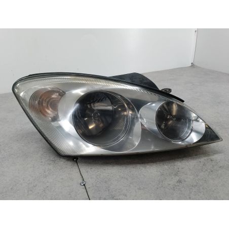 LAMPA PRZÓD PRAWA KIA CEE'D I 1.6 CRDI 115KM 1.6 CRDI 2006 92102-1H0XX 92102-1H000 9S 115 4775 